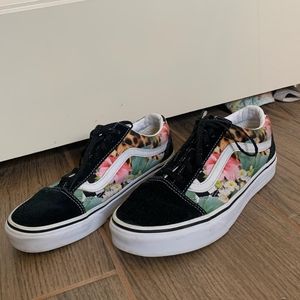 Black Vans Old Skool